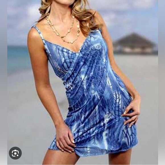 Saress Beach Cover-Up in Beautiful Blues - Picture 1 of 8